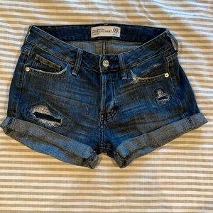 Abercrombie & Fitch Low Rise Boyfriend Short